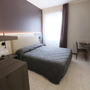 Mistral 3* Milan