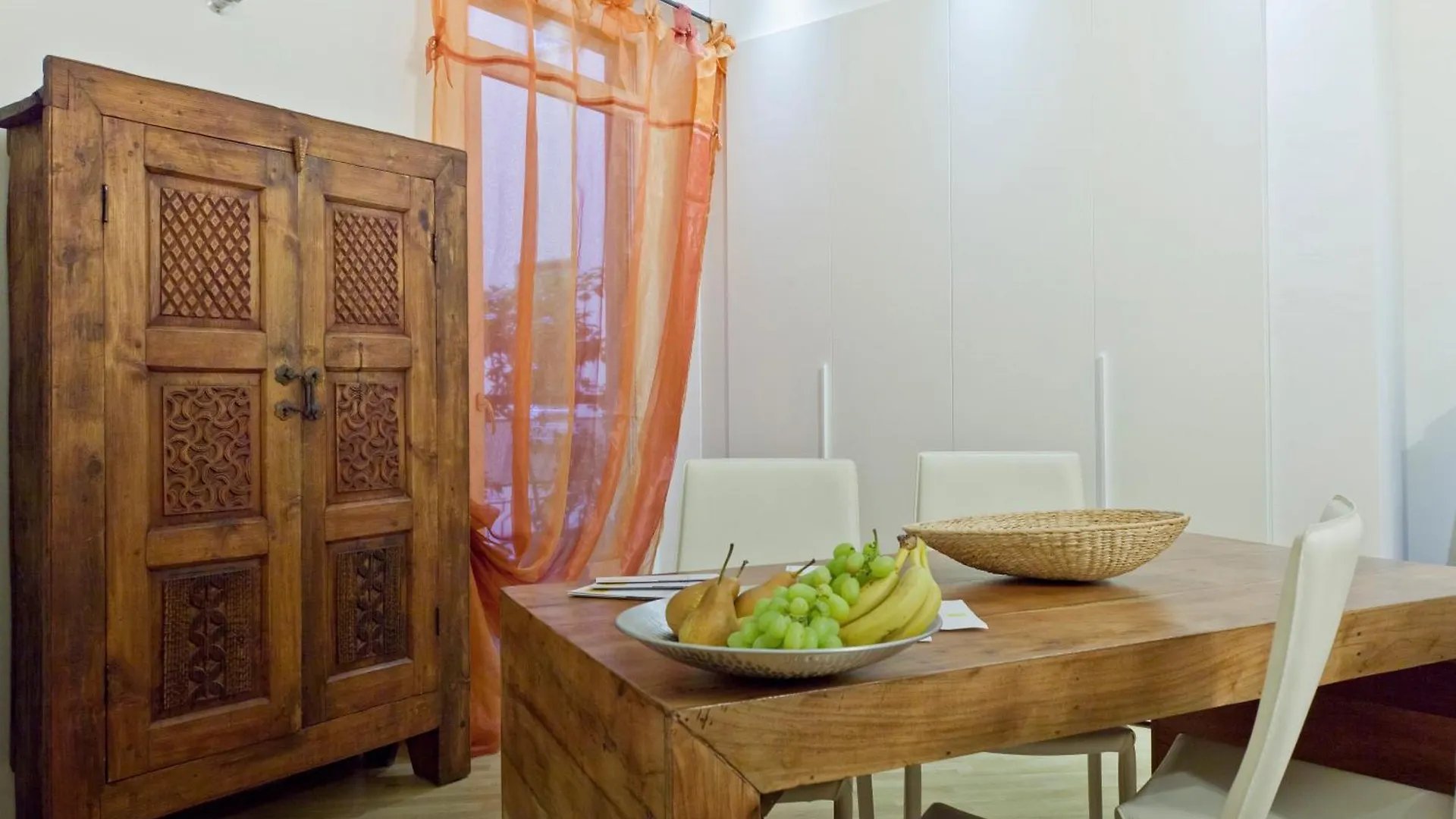 Отель Exclusive Aparthotel La Reunion Равенна